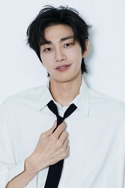 모델하려고 40kg 감량한 남자